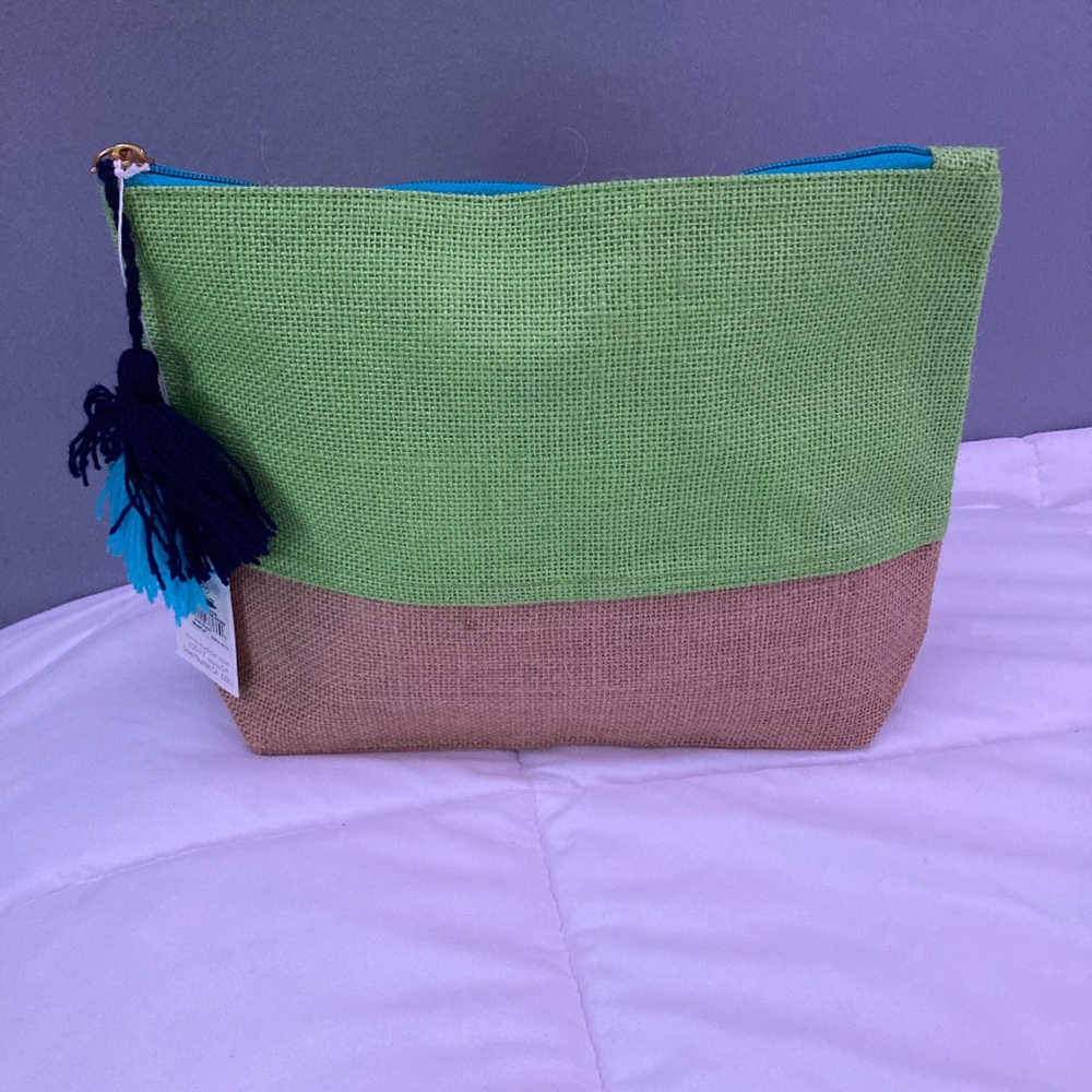 Mudpie Green & Tan Woven Clutch (NWT)